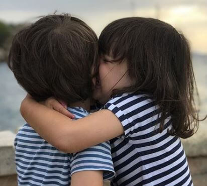 Julieta Morte Adorable Time With Brother